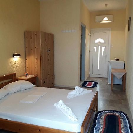 Hotel Kamari Masouri Esterno foto
