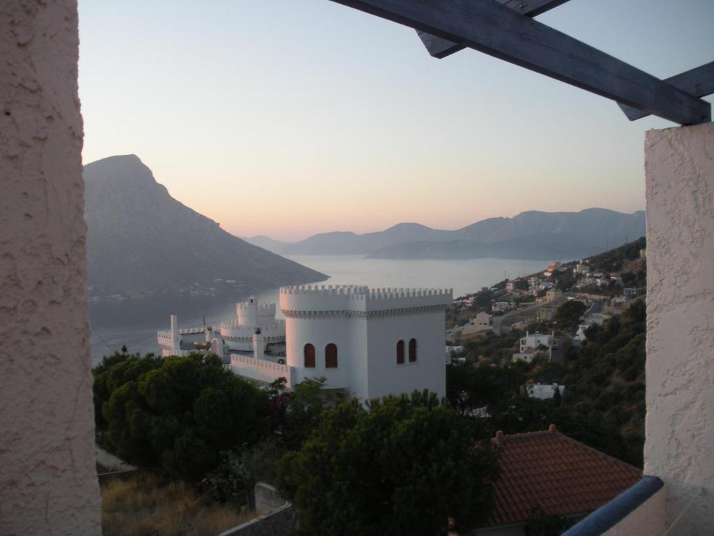 Hotel Kamari Masouri Esterno foto