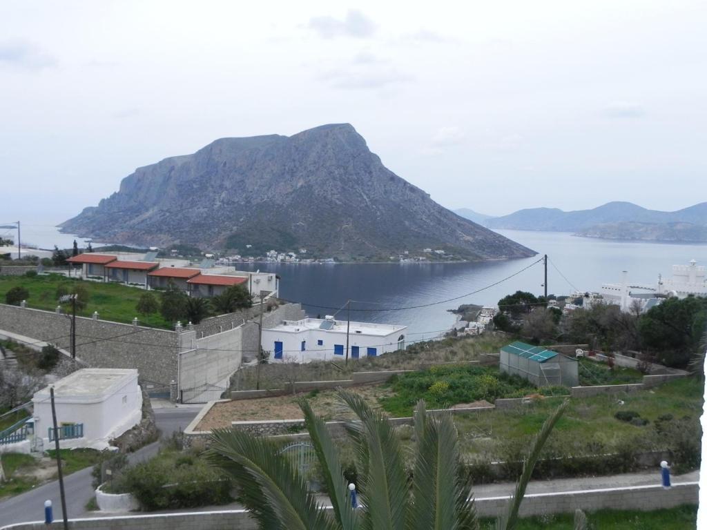 Hotel Kamari Masouri Esterno foto