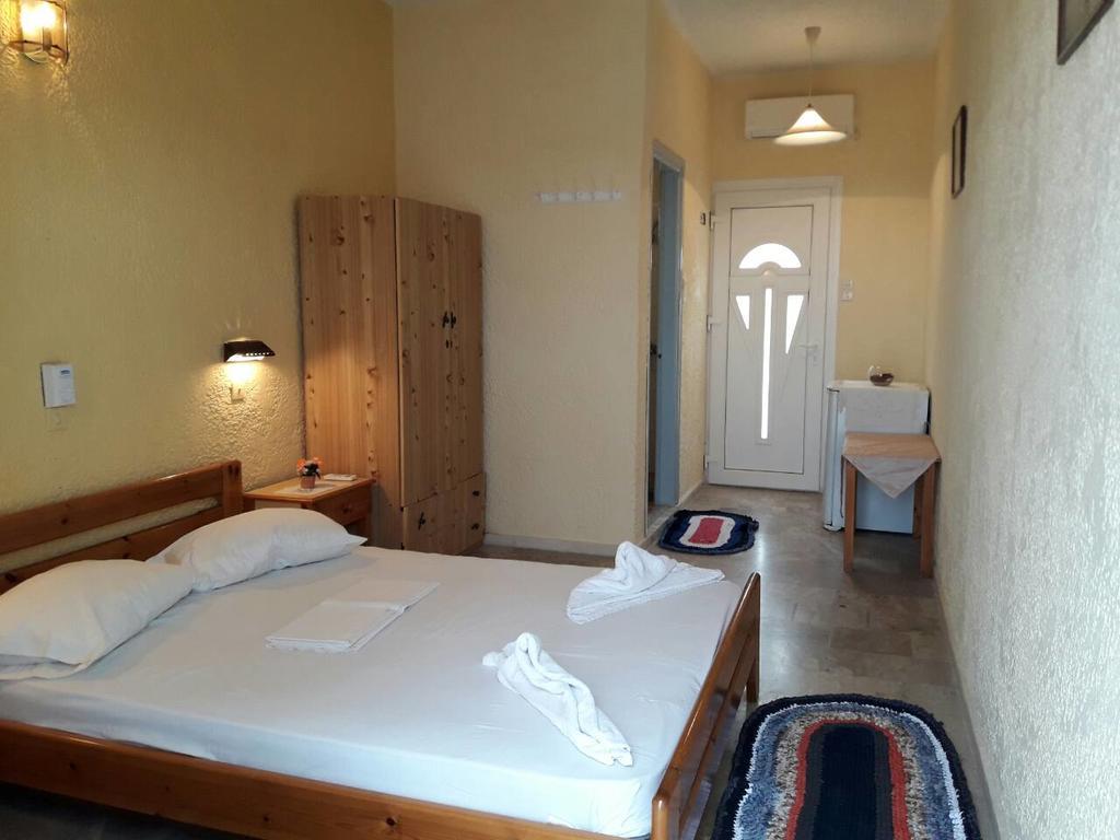 Hotel Kamari Masouri Esterno foto