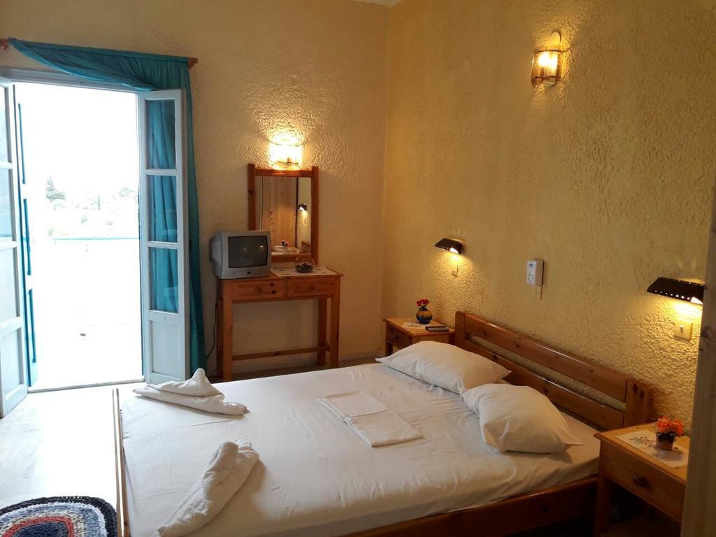 Hotel Kamari Masouri Esterno foto
