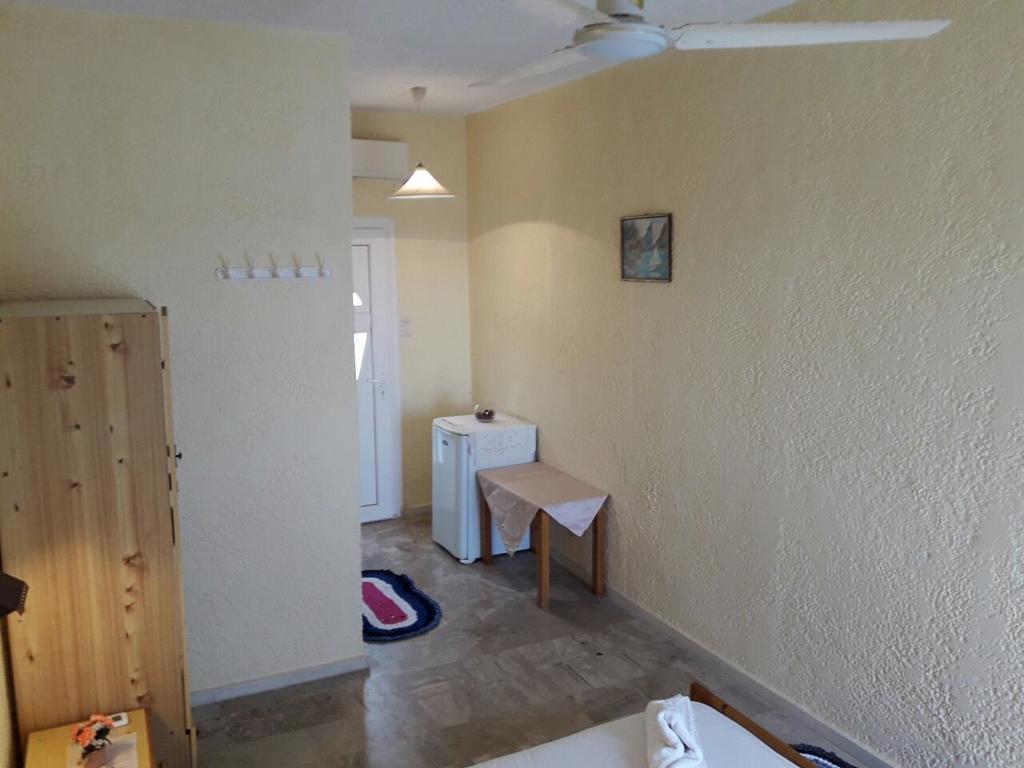 Hotel Kamari Masouri Esterno foto