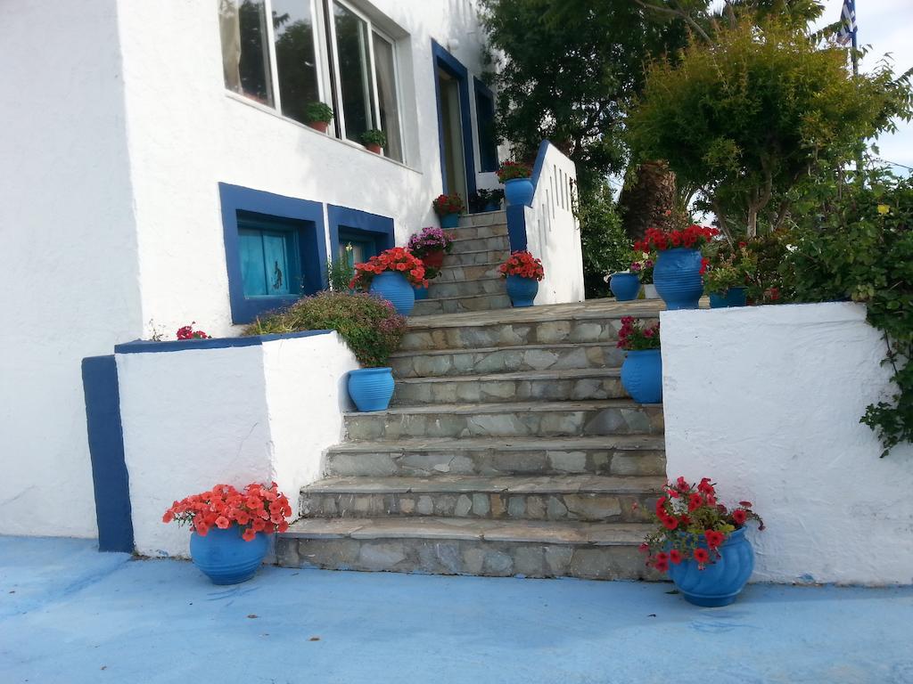 Hotel Kamari Masouri Esterno foto