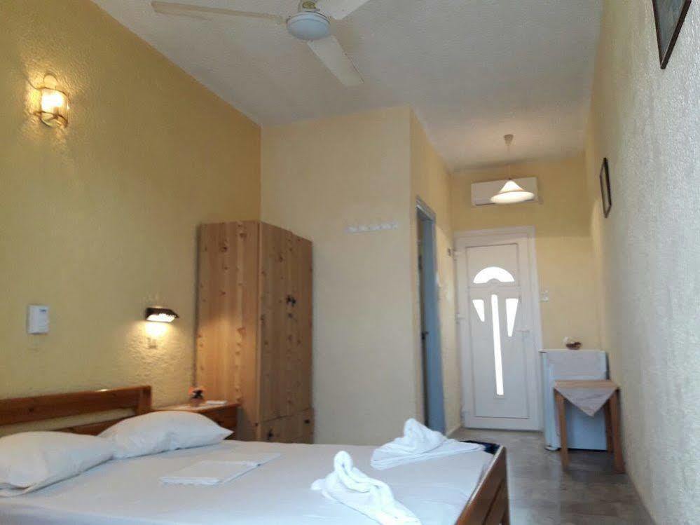 Hotel Kamari Masouri Esterno foto